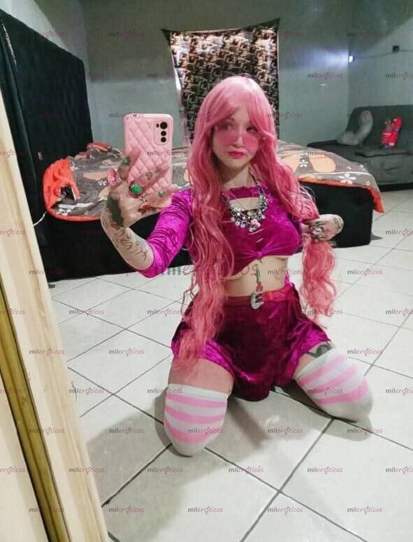 FOTOS DE JOVEN, DELGADA, MUY ACUERPADA, DEPORTISTA, FITNESS, ACCESIBLE Y COMPLACIENTE