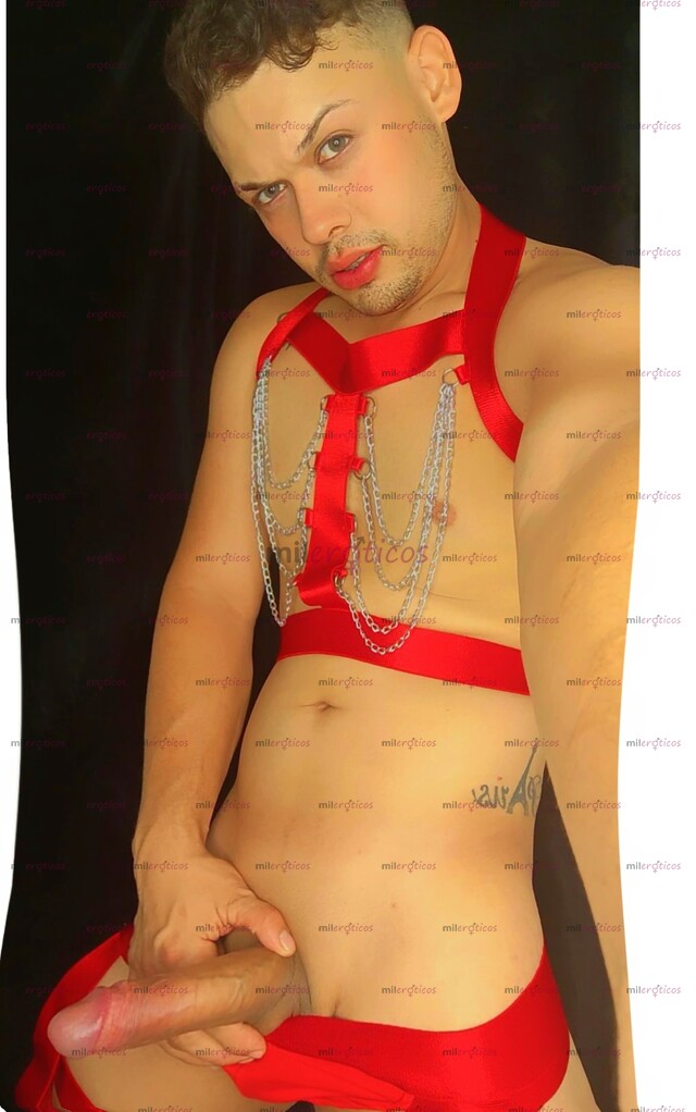 FOTOS DE DYLAN. VENEZOLANO DISPUESTO A PASARLA RICO SIN AFANES