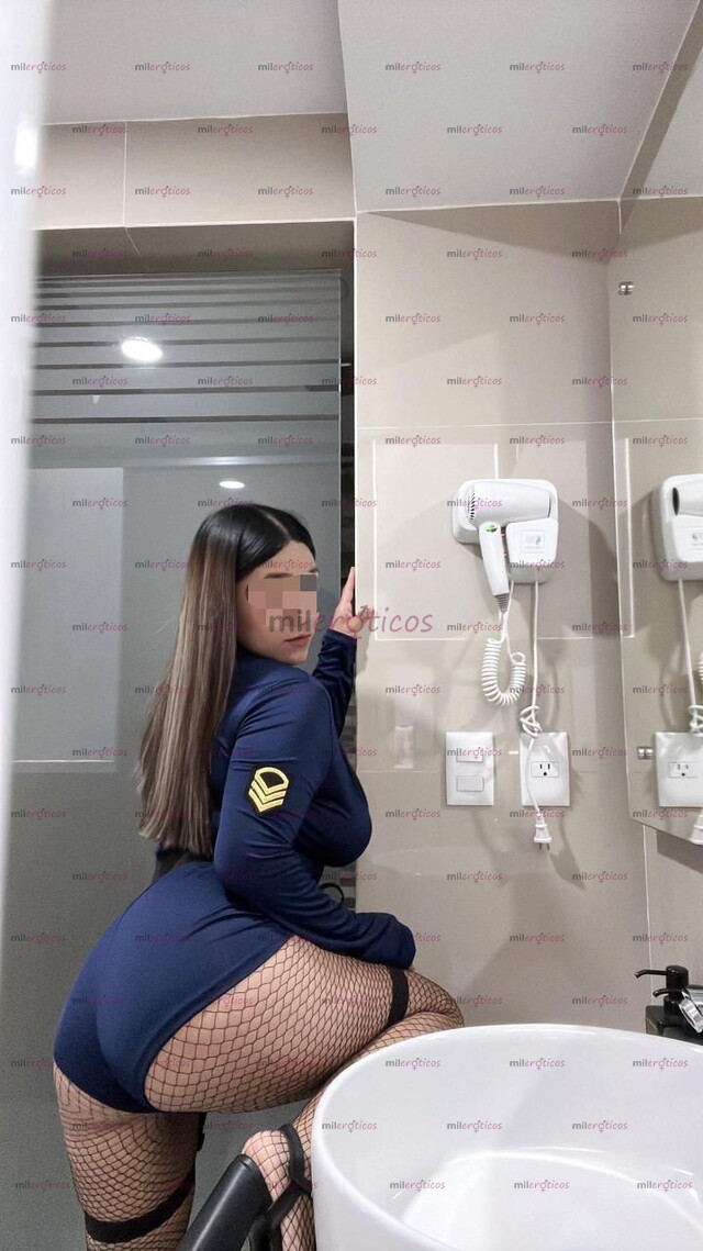 FOTOS DE KAMI CHICA DULCE Y TRAVIESA 100% REAL, APRETADITA Y MOJADITA