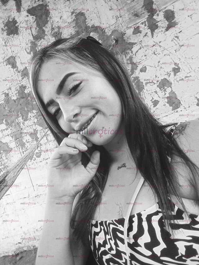 FOTOS DE HOLA AMOR MI NOMBRE ES TATI SOY UNA CHICA MUY DIVERTIDA Y LINDA VISÍTAME