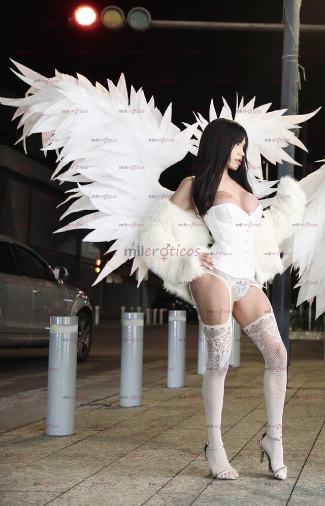 FOTOS DE LUXURY BEAUTIFUL DOLL, ARI PRECIOUS BILINGUAL TRANNY READY FOR YOU