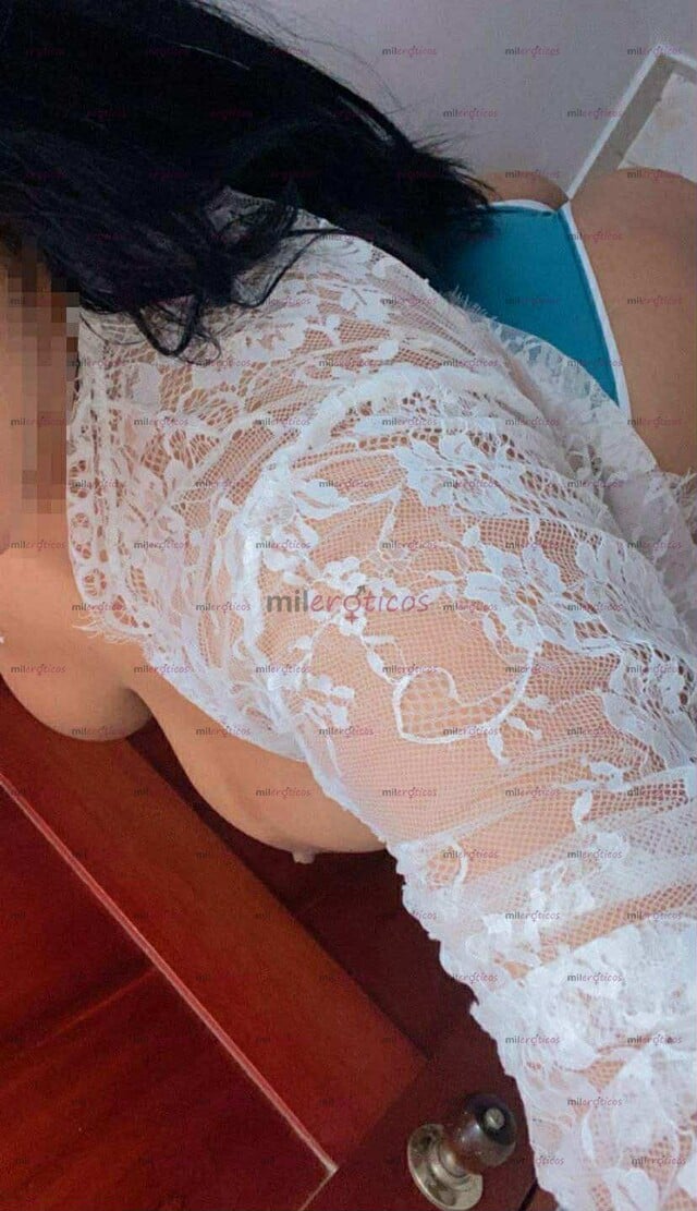 FOTOS DE ANGELICA LINDA MORENITA CON LOS CENOS GRANDES Y NALGAS GRANDES APASIONADA!!