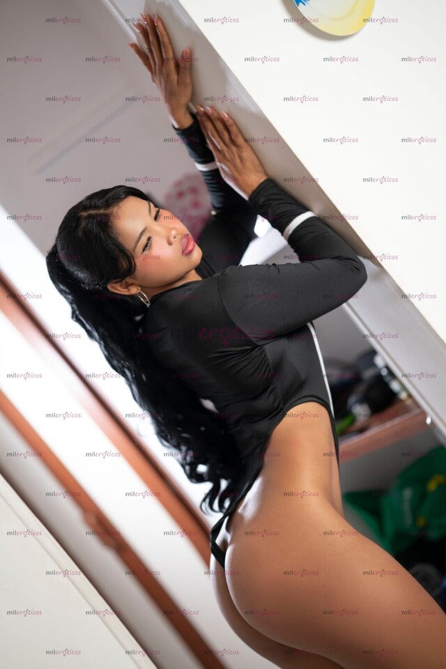 FOTOS DE LINDA MUJER JOVEN SENOS PARADITOS COLITA REDONDA