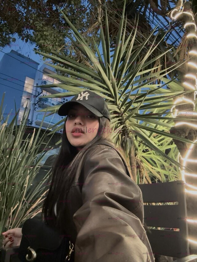 FOTOS DE EMMA HERMOSA CHICA POCO TIEMPO EN TU CIUDAD