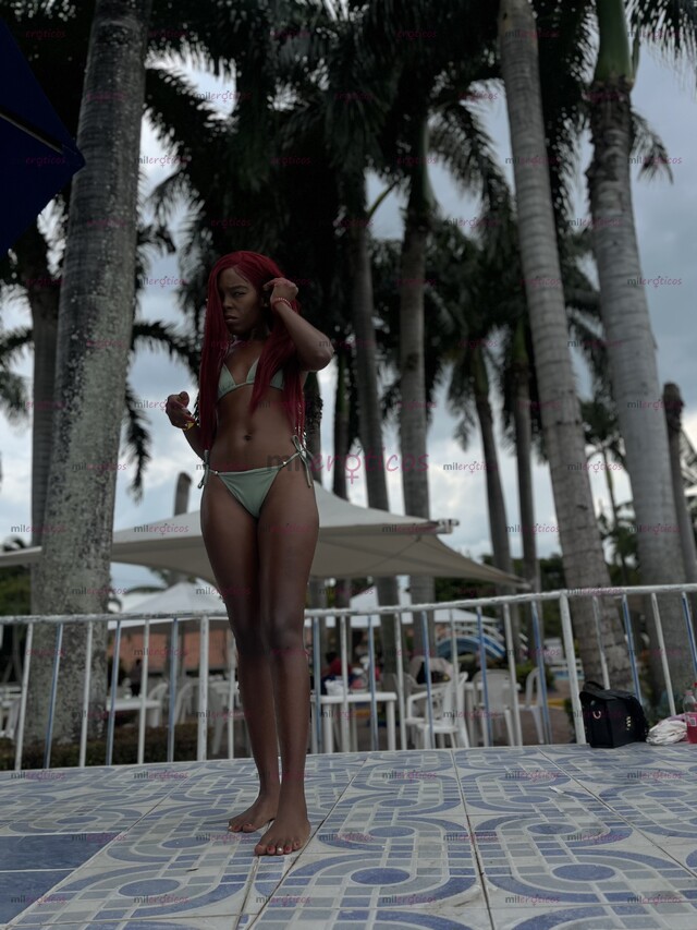 FOTOS DE NICOL RICA Y DELICIOSA CHICA DELGADA ARDIENTE