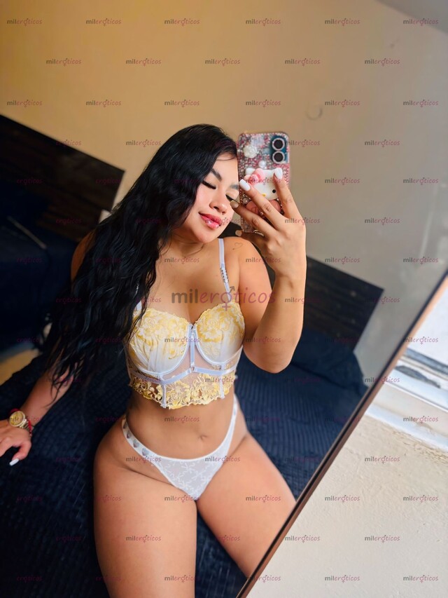 FOTOS DE UNA TRAVIESA Y CALIENTE COLOMBIANA APRETADITA DISPONIBLE 24 7