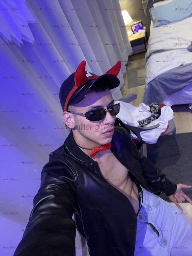 FOTOS DE YEFERSON CON 23CM DE VERGA GRUESA CON APARTAMENTO PRIVADO 24 7 ESCRIBRME