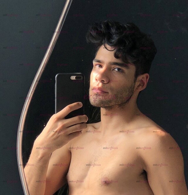FOTOS DE ESCORT GAY PARA MASAJE TÁNTRICO JOVEN NUEVO EN LA CIUDAD
