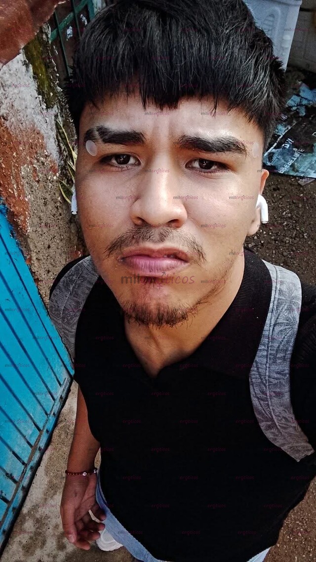 FOTOS DE AQUÍ MUCHACHO MORENO Y ALTO LISTO PARA HACERTE PASAR UN RATO RICO, MI TEL 332908