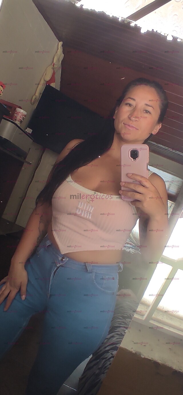 FOTOS DE MUJER DESEOSA DE DARTE PLACER Y COMPLACER TUS DESEOS E INSTINTOS CARNALES