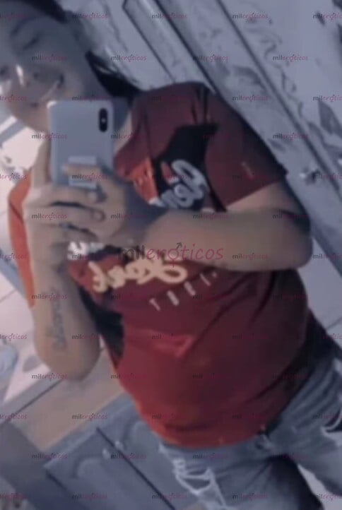 FOTOS DE HOLA ME LLAMO ESMERALDA Y ESTOY DISPUESTA A CUMPLIR TUS FANTACIAS