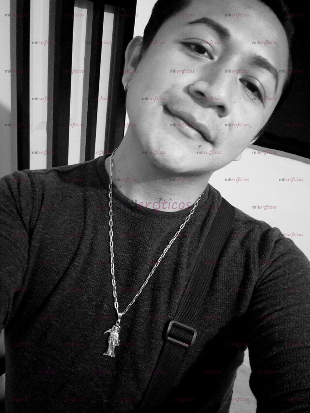 FOTOS DE ÁNGEL PASIVO COMPLACIENTE JUGUETÓN ATREVIDO