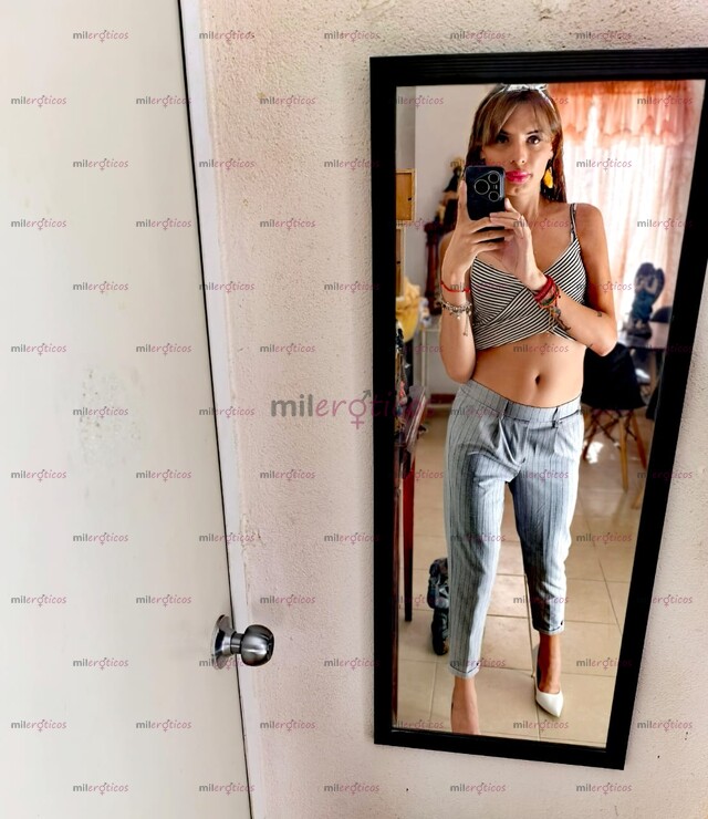 FOTOS DE BELLA INTELIGENTE Y CON EL MAL QUE TU NECESITAS