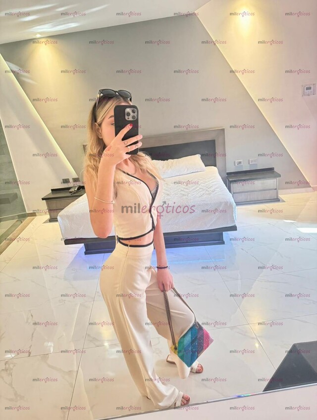 FOTOS DE DANIELA VIP BONITA 21 AÑOS PIEL BLANCA MUY COMPLACIENTE