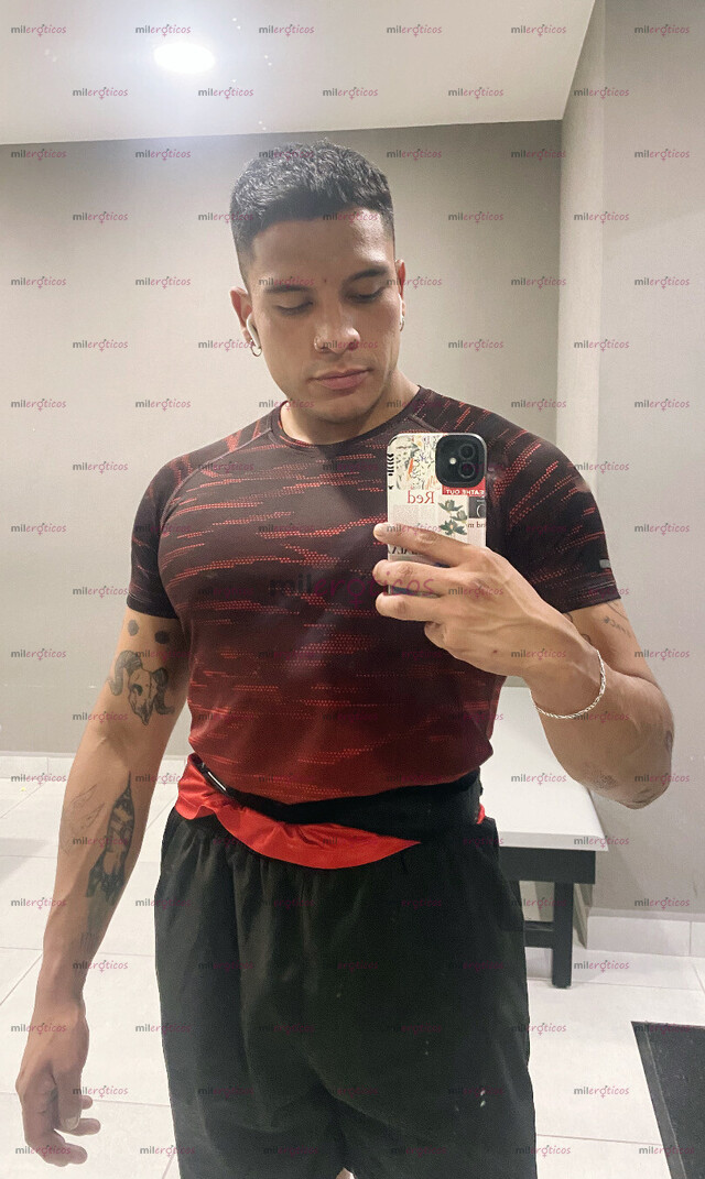 FOTOS DE ROMARIO, MASAJES ENTRE VARONES A TU ALCANCE.