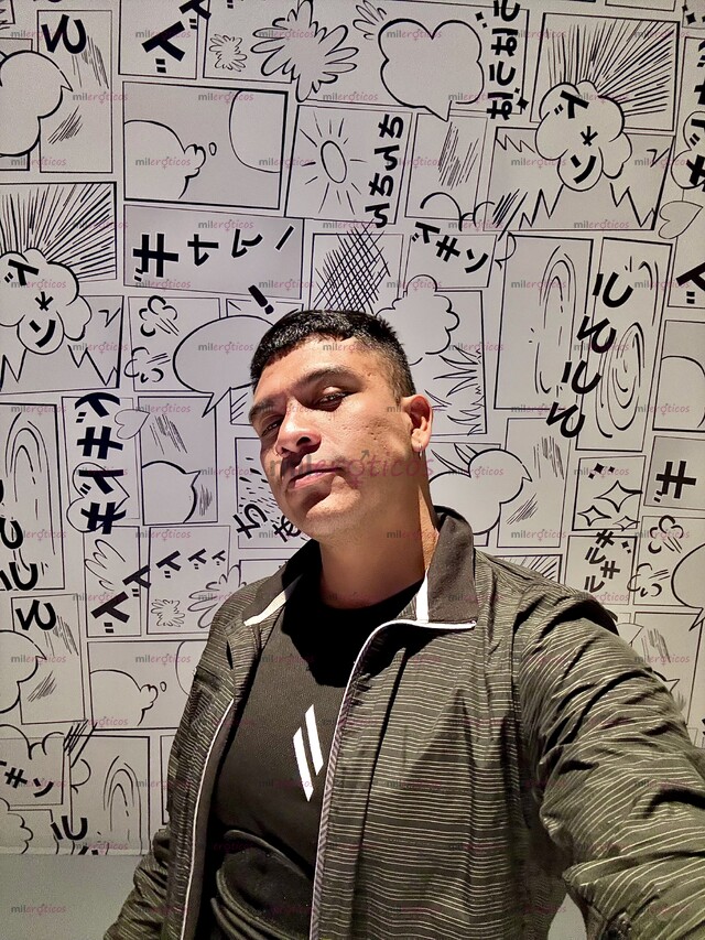 FOTOS DE ROMARIO, MASAJES ENTRE VARONES A TU ALCANCE.