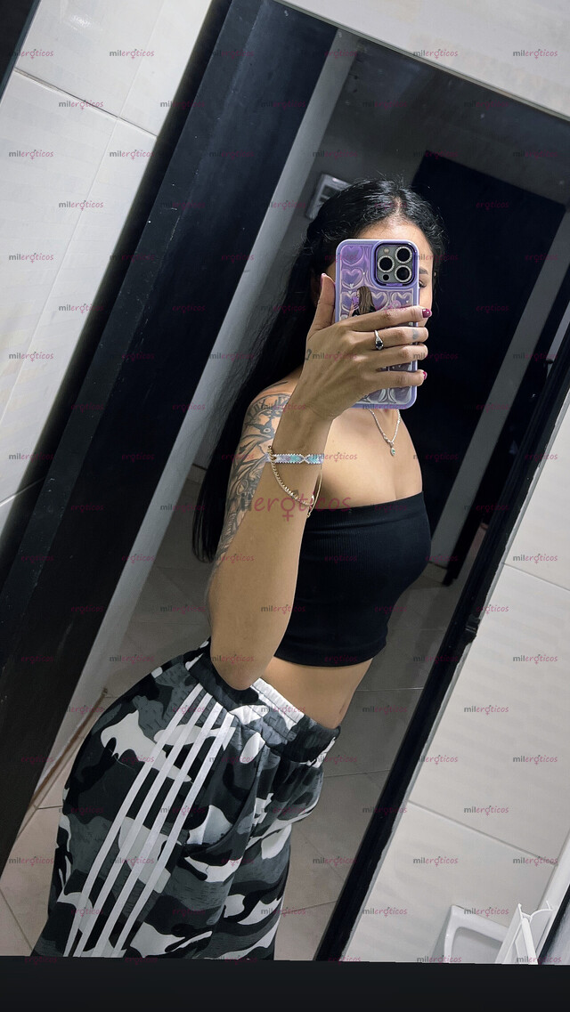 FOTOS DE SARA UNA FLACA NATURAL DISPUESTA A DARTE UN BUEN SERVICIO