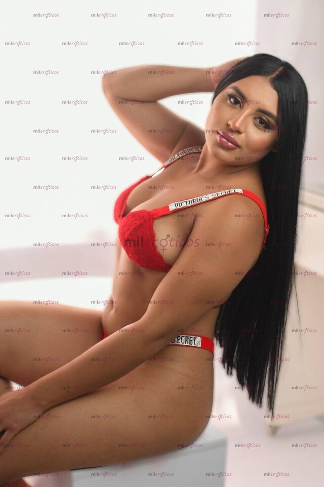 FOTOS DE HERMOSA COLOMBIANA PAMELA, DISPUESTA A COMPLACERTE DIS 24 7, TE ESPERO MI AMOR.