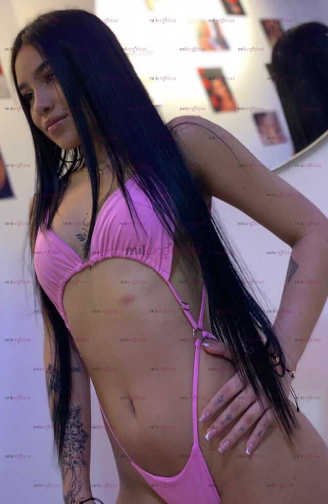 FOTOS DE HERMOSA COLOMBIANA, CUERPO NATURAL, SEXY Y COMPLACIENTE