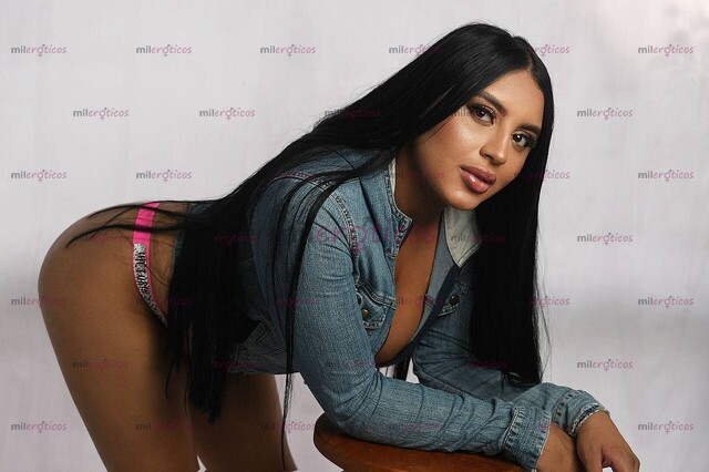 FOTOS DE HERMOSA COLOMBIANA PAMELA, DISPUESTA A COMPLACERTE DIS 24 7, TE ESPERO MI AMOR.