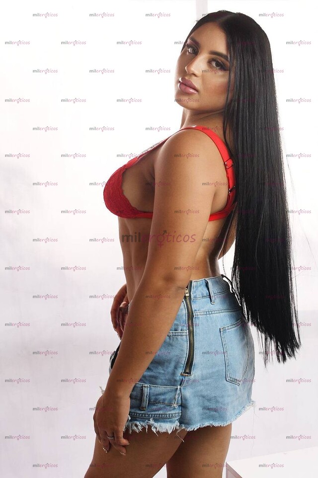 FOTOS DE HERMOSA COLOMBIANA PAMELA, DISPUESTA A COMPLACERTE DIS 24 7, TE ESPERO MI AMOR.