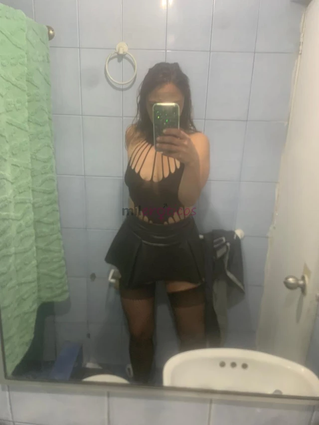 Hola amores soy andrea 37 anos madura independiente educada discreta carinosa amante muy complaciente atencion solo para caballeros cuento con lugar e...
