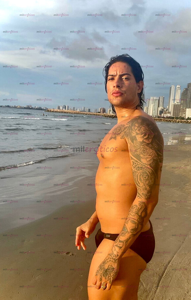 FOTOS DE 22CM DE PLACER.DISPUESTO A TODO!. CHICO CULON Y DOTADO 22CM