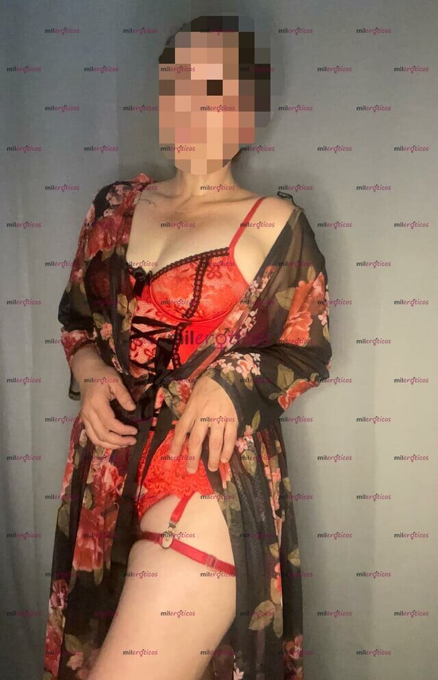 FOTOS DE MASAJISTA PROFESIONAL. VEN A CONOCER MI LUGAR CÁLIDO, LIMPIO Y DISCRETO.