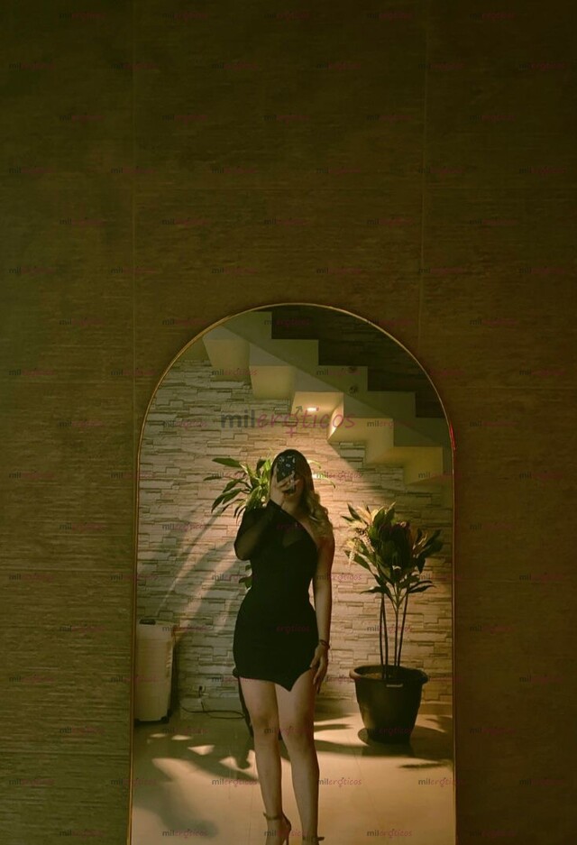 FOTOS DE VALENTINA BONITA OJOS CLAROS CADERAS CAUTIVADORAS