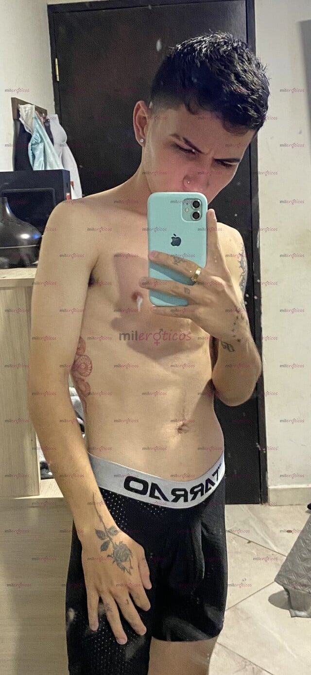FOTOS DE CHICO VERSÁTIL PREFERENCIA PASIVO DISPUESTO A TODO