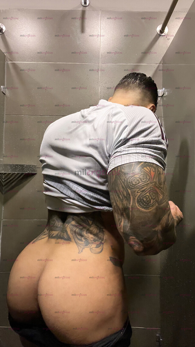 FOTOS DE MUSCULOSO TATUADO VERGON DOMINANTE BARBADO DISPUESTO A CUMPLIR TUS FANTASÍAS