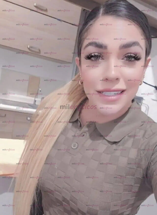 FOTOS DE VICTORIA CACHONDA EROTICA Y MUY COMPLACIENTE UNA VERDADERA RICURA EN LA CAMA
