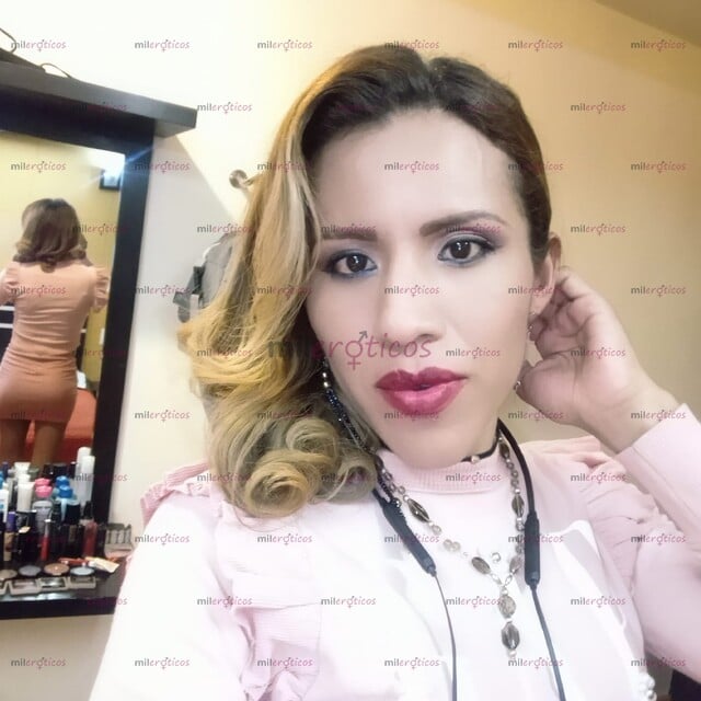 FOTOS DE DANIELITA CHICA SUPER FEMENINA CON GANAS DE CUMPLIRTE TODAS TUS FANTASIAS