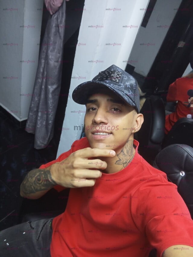 FOTOS DE CHICO NUEVO . SERIO VARONIL Y MUY RESERVADO HABLEN SIN PENA