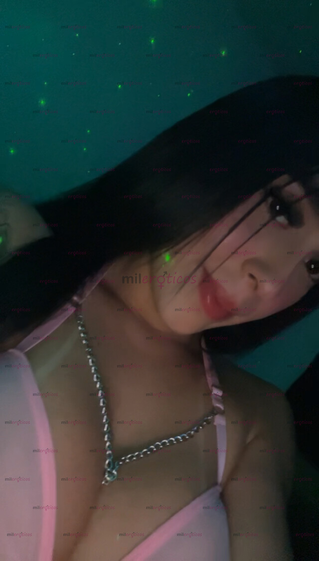 FOTOS DE ALEXANDRA CHICA MUY FEMENINA Y COMPLACIENTE