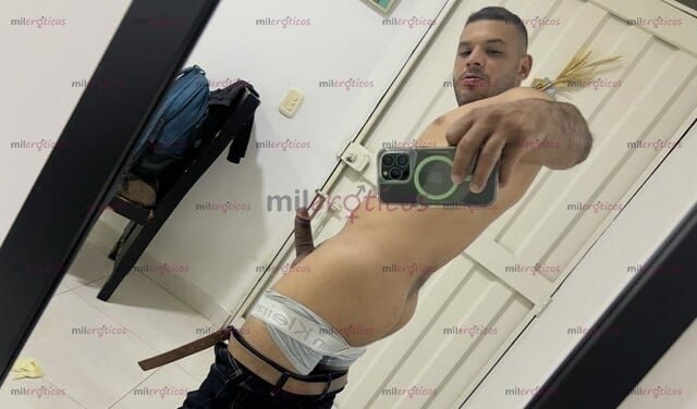 FOTOS DE 2 JÓVENES ACTIVOS VARONILES MASCULINOS VIDA HETERO EN LA CIUDAD DE CALI