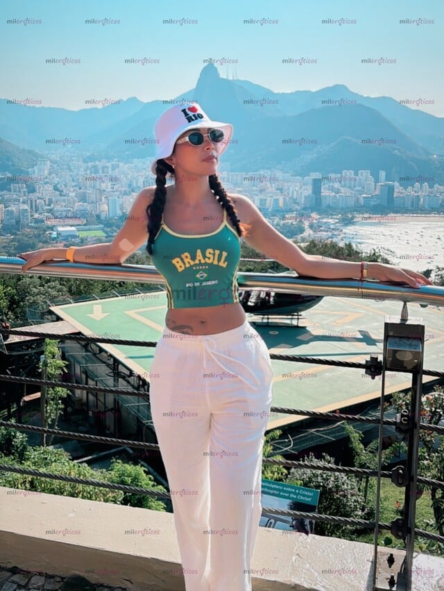 FOTOS DE HERMOSA FLAQUITA FEMENINA, DISPUESTA A COMPLACERTE