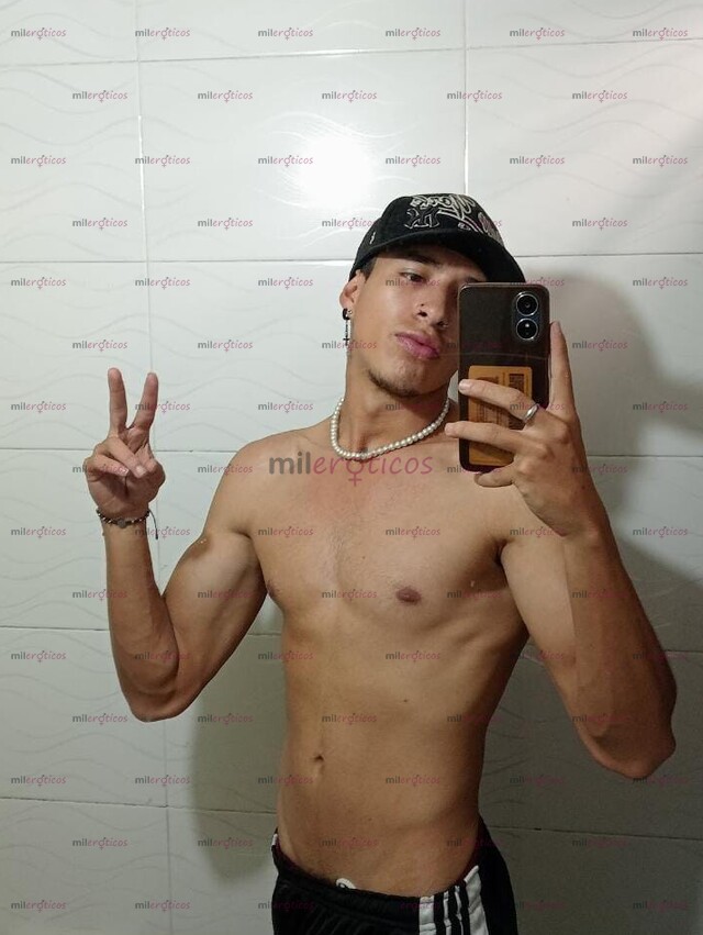 FOTOS DE CHICO VERSATIL COMPLACIENTE MASAJISTA Y MUY CALIENTE