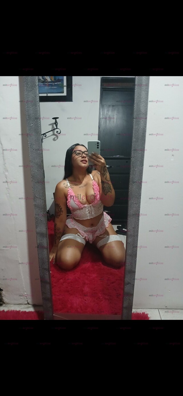 FOTOS DE LANA CON SITIO EN EL CENTRO VAMOS A PASAR SABROSOOOO....