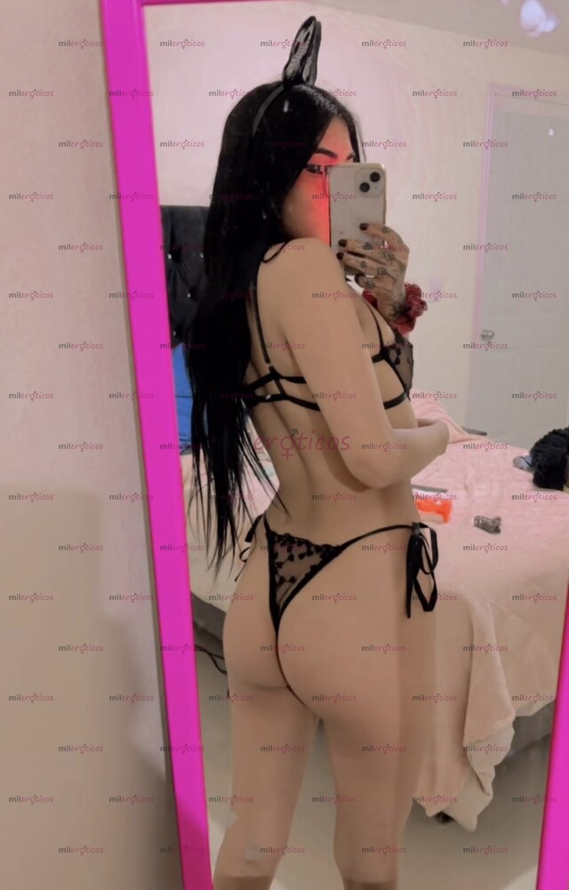 FOTOS DE TU CONEJITA FAVORITA PELINEGRA PRECIOSA SUPER PUTITA