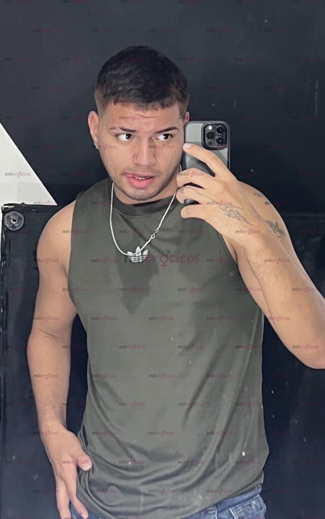 FOTOS DE HOLA SOY NUEVO EN LA CIUDAD SOY ACTIVO ESTOY BUSCANDO DIVERSIÓN Y PASARLA RICO