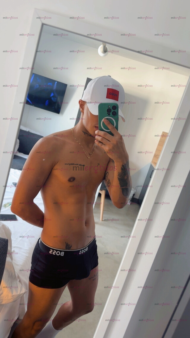 FOTOS DE JOVEN AGRADABLE SERIO Y MADURO VENTA DE CONTENIDO