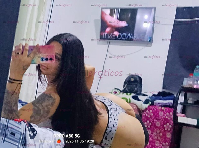 FOTOS DE SENOS PERFECTOS, PIERNAS GRANDES,Y HERMOSO ROSTRO!!