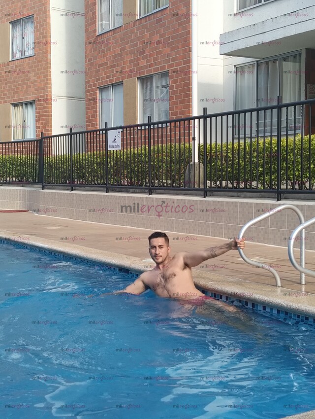 FOTOS DE ANDRES JOVEN VARONIL VELLUDO DISPONIBLE BGA CON SITIO Y DOMI