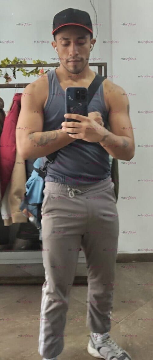 FOTOS DE 24 AÑOS ARRECHO, GRUESO, COMPLACIENTE, AMOROSO, AMABLE, DETALLISTA