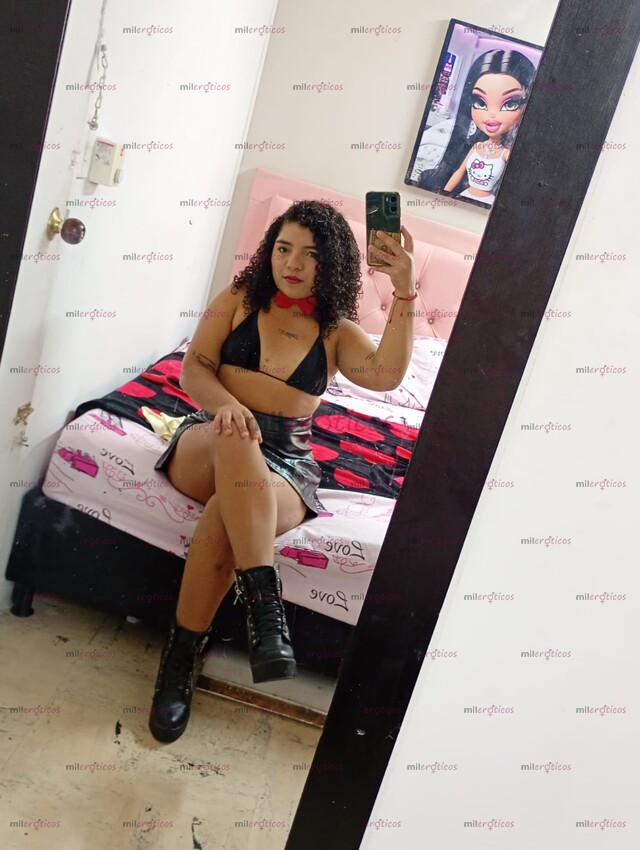 FOTOS DE HOLA AMOR SOY TU CRESPA TENGO 25 AÑITOS DISPUESTA A COMPLACERTE