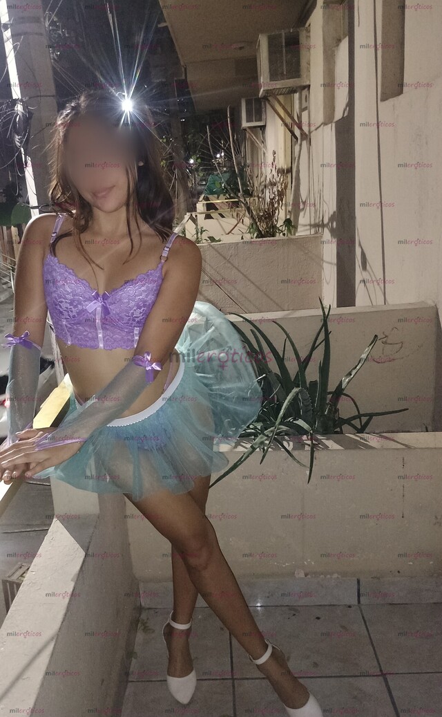 FOTOS DE ANDREA UNA CHICA QUE LE ENCANTA EL SEXO Y MAS COMPLACER 19 AÑOS