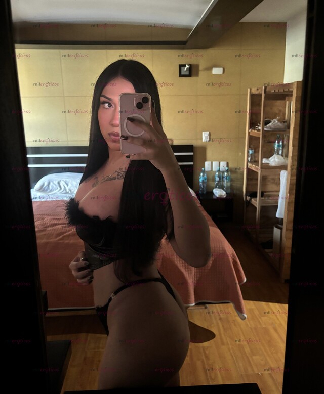 FOTOS DE CON LUGAR!! ME ENCANTA JALARMELA MIENTRAS ME COGEN!! CON LUGAR!! APROVECHA