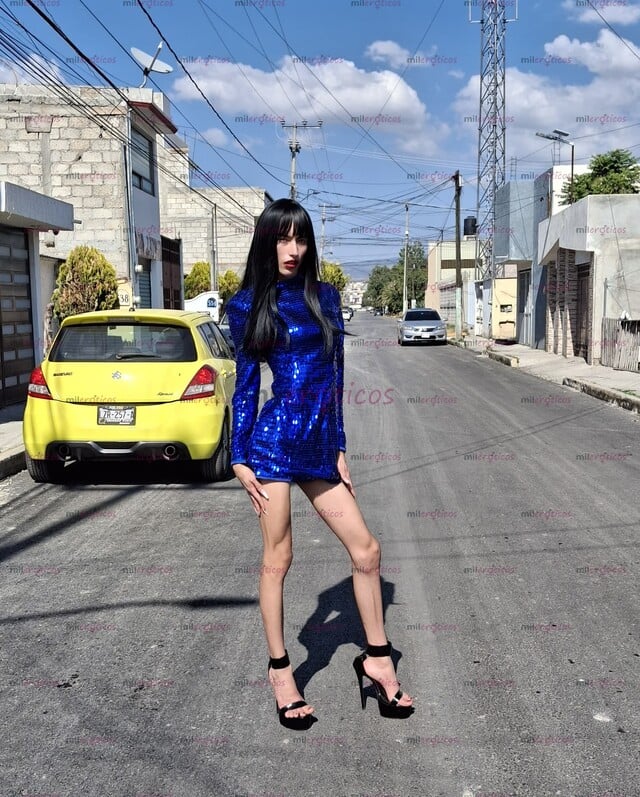 FOTOS DE CHIQUILLA DE OJOS AZULES. SOY NIÑA DE 21 AÑOS DE EDAD. LAS 24 HORAS DEL DÍA.