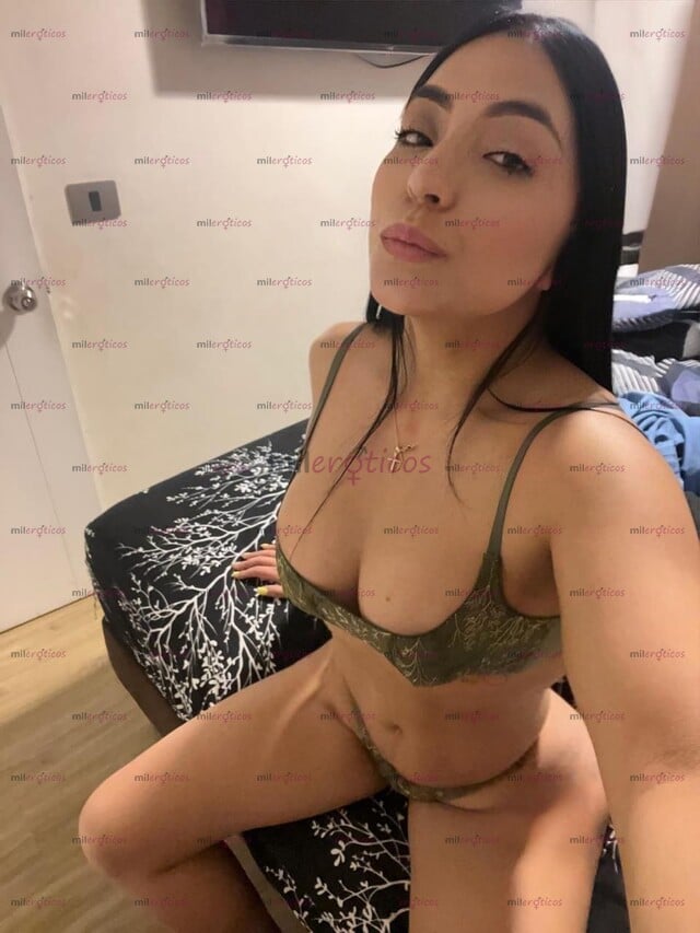 FOTOS DE COLOMBIANA ARDIENTE, SOY EMMA 24 AÑOS POR PRIMERA VEZ EN TU PAÍS